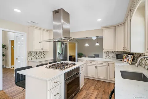 $619,000 | 36 Lexington Drive, Newburgh, NY 12550