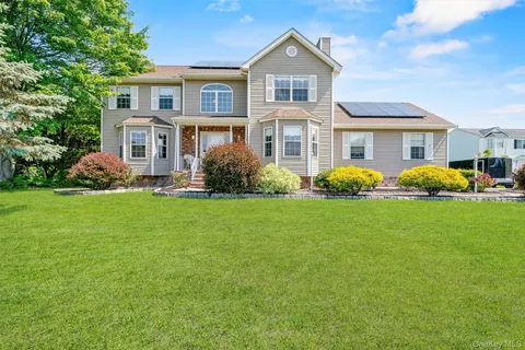 $619,000 | 36 Lexington Drive, Newburgh, NY 12550