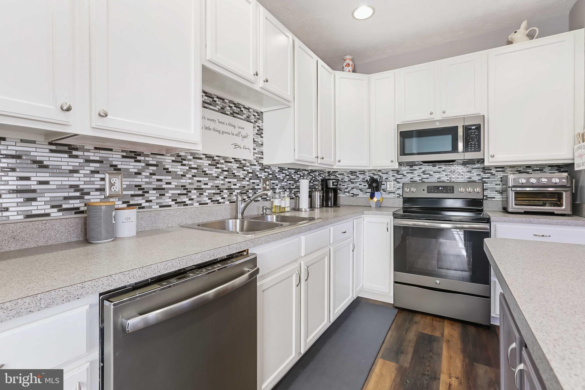 5011 Leasdale Road Rosedale, MD 21237 - Photo 8 of 24 Kitchen