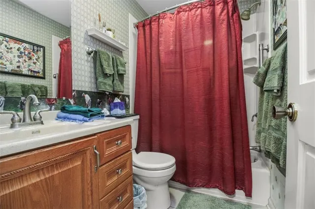 $275,000 | 800 Manor Road, Independence, MO 64055