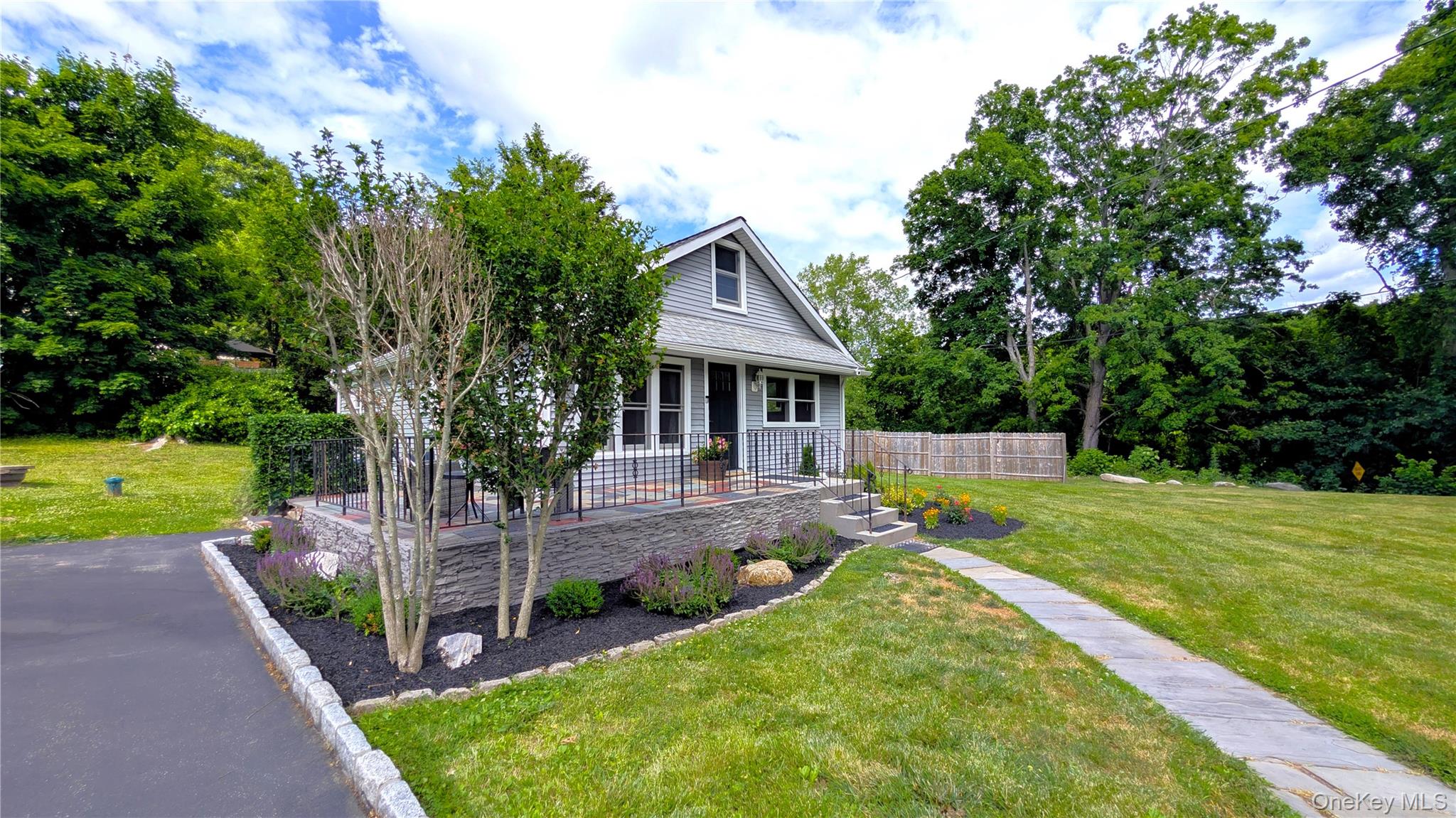 26 Roslyn Road Carmel, NY 10512 - Photo 6 of 42