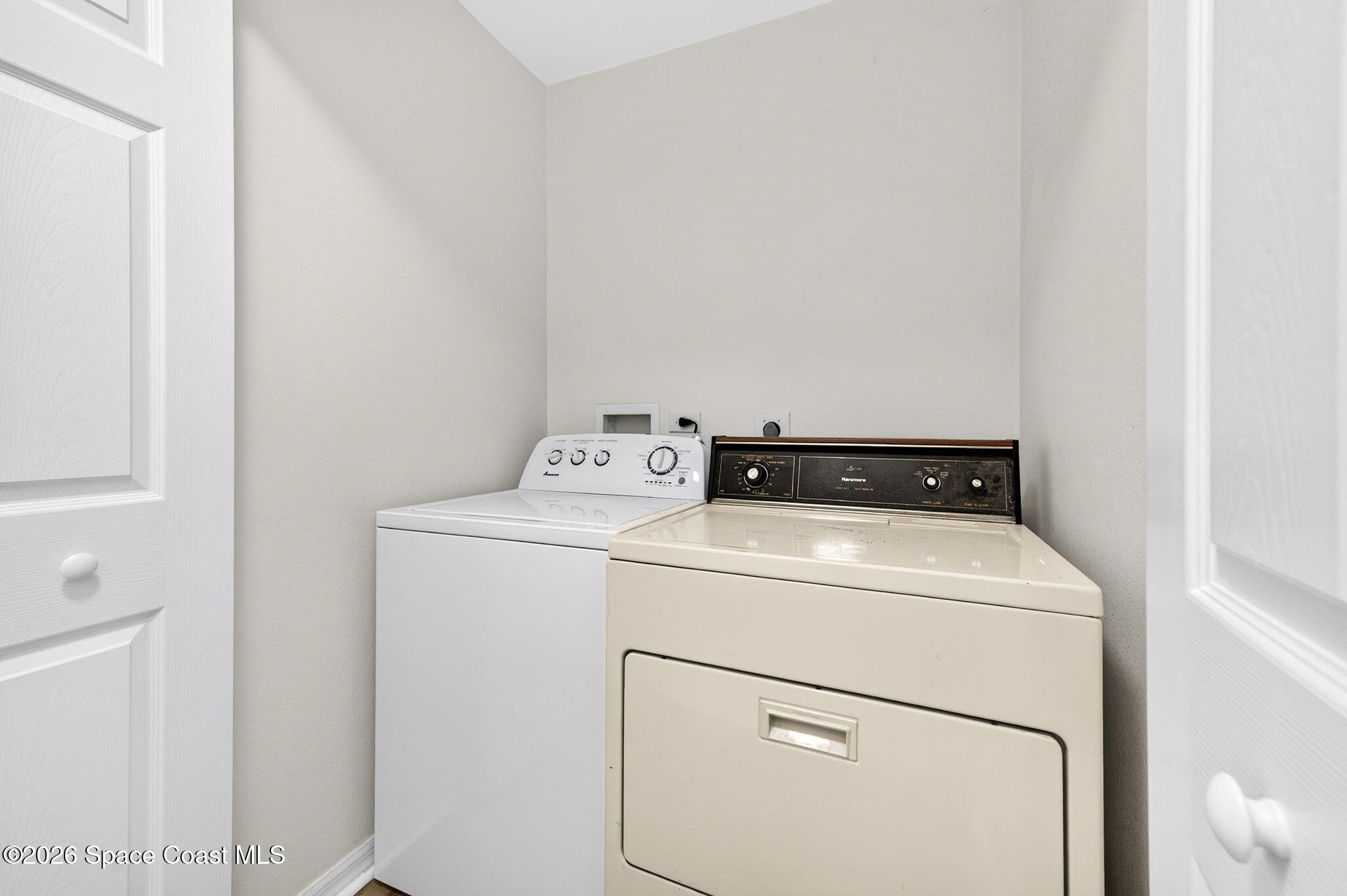 6392 Hudson Road Cocoa, FL 32927 - Photo 27 of 36 Inside Laundry