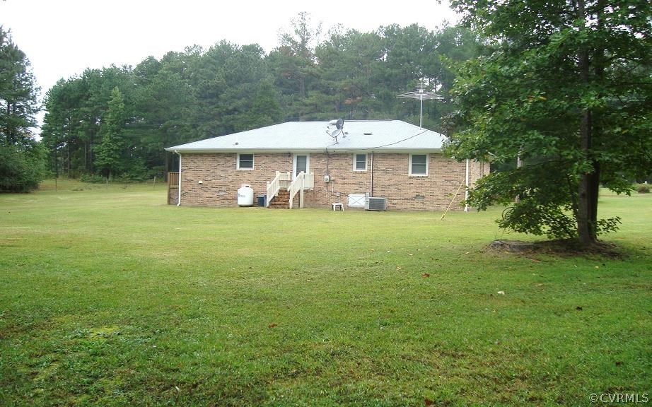1541 Wills Road Ford, VA 23850 - Photo 13 of 15