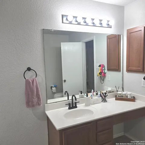$261,900 | 10015 Del Lago Court, San Antonio, TX 78245