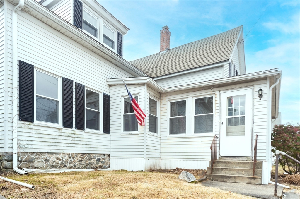 11 Pleasant Street Clinton, MA 01510 - Photo 36 of 39 Gallery Image 36