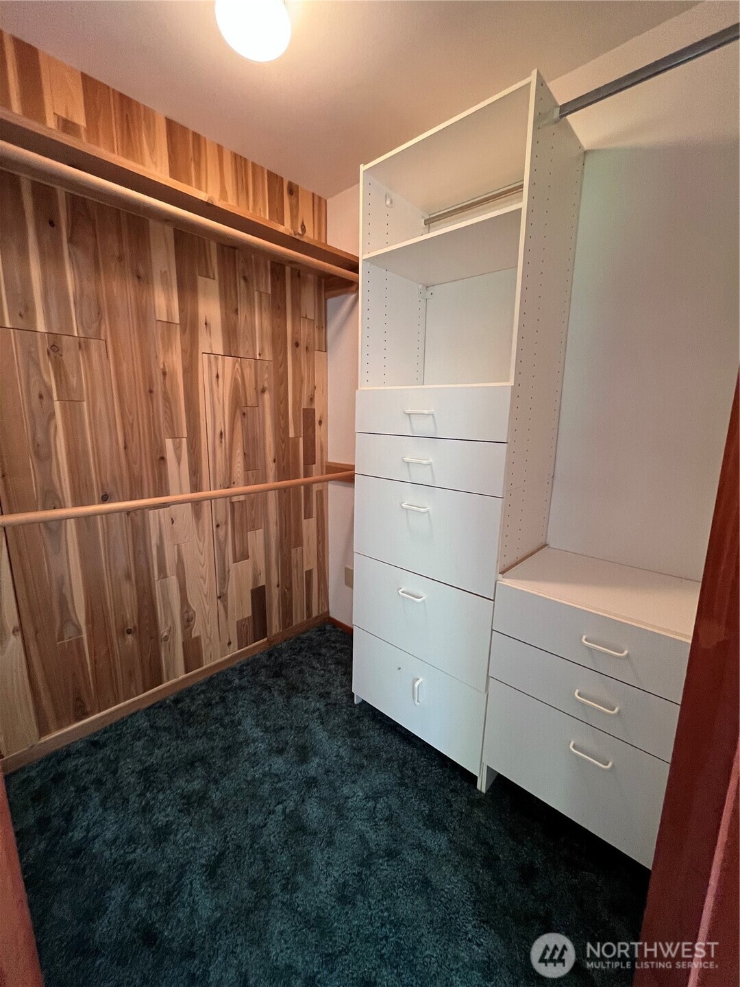 80 Southeast Channel Point Road Shelton, WA 98584 - Photo 10 of 26 a view of a small space