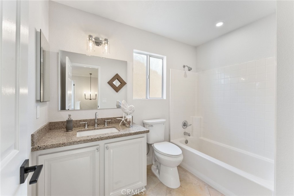 27 Feldspar Way Rancho Santa Margarita, CA 92688 - Photo 23 of 74