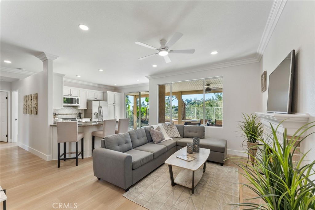 27 Feldspar Way Rancho Santa Margarita, CA 92688 - Photo 6 of 74