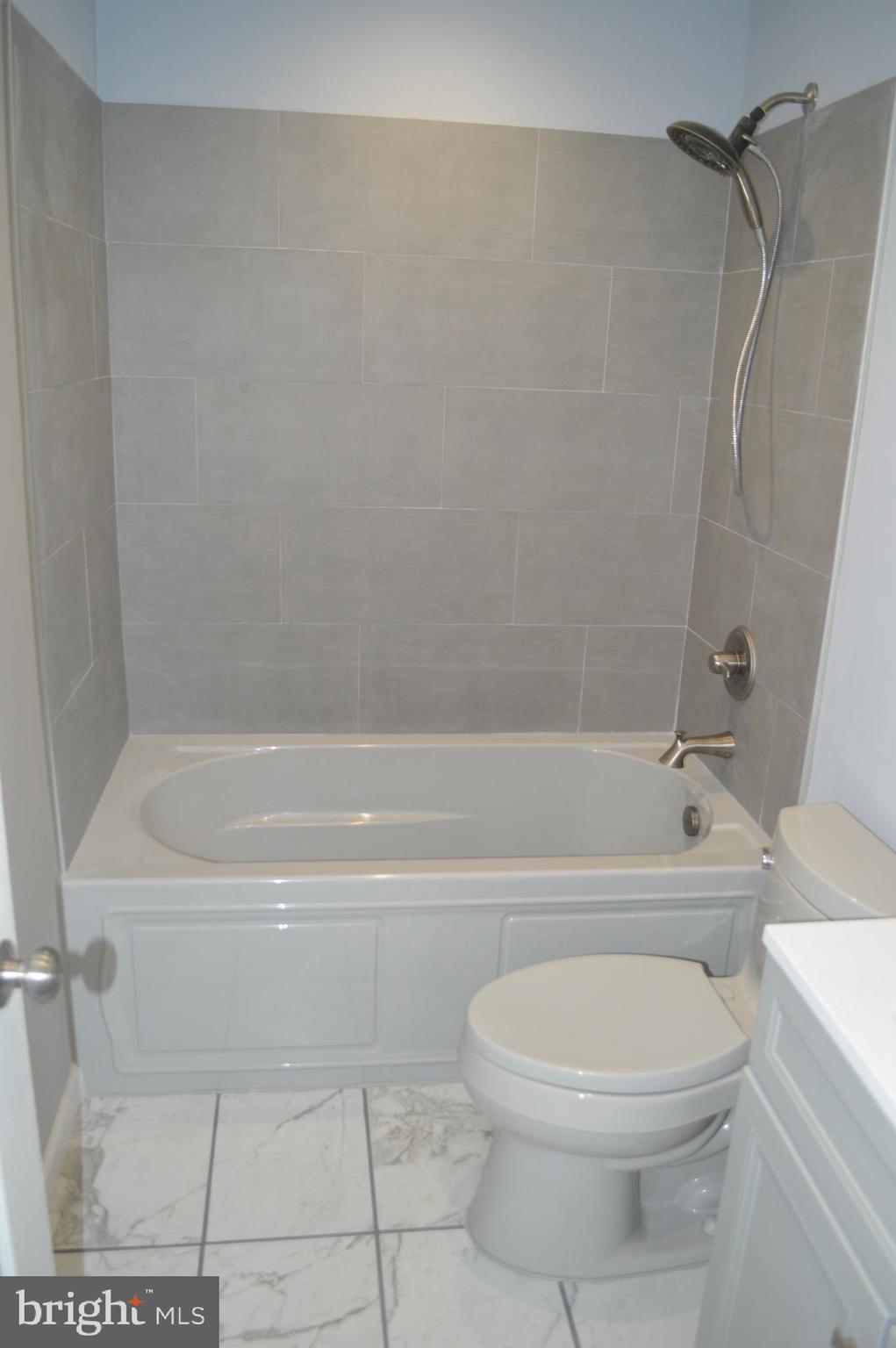 8102 Del Haven Road Dundalk, MD 21222 - Photo 26 of 39 Gallery Image 26
