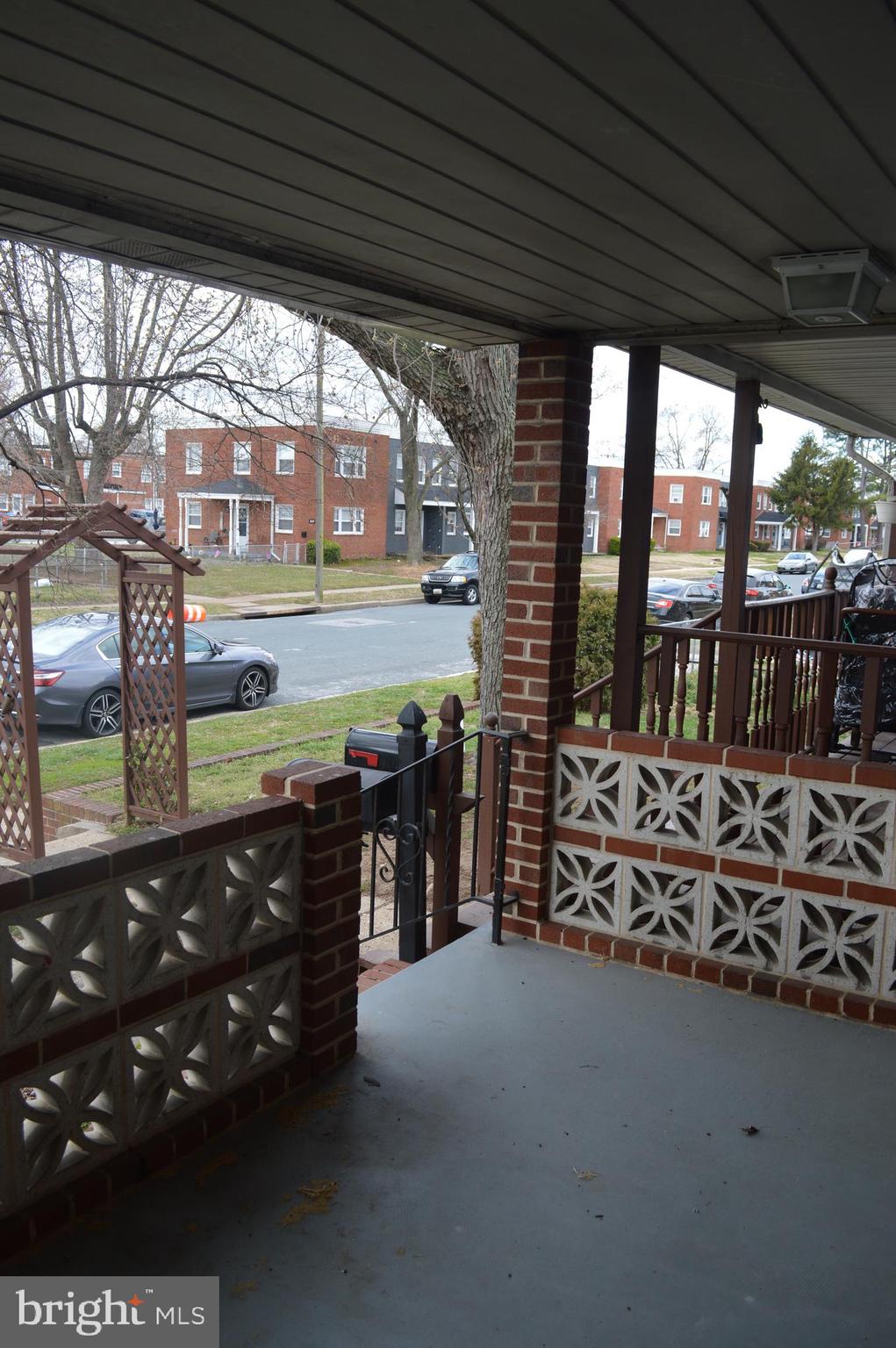 8102 Del Haven Road Dundalk, MD 21222 - Photo 5 of 39 Gallery Image 5