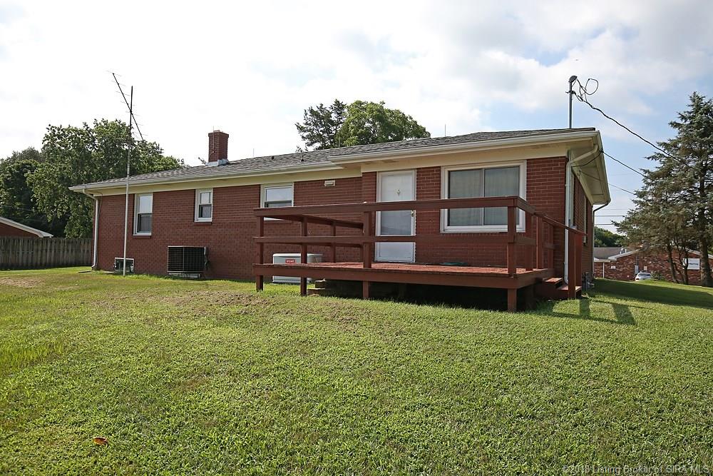 530 Country Club Road Northeast Corydon, IN 47112 - Photo 5 of 36 Gallery Image 5