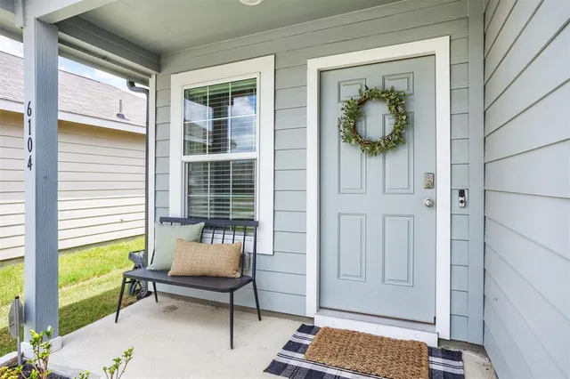 $269,000 | 6104 Darkstar Drive, Forney, TX 75126