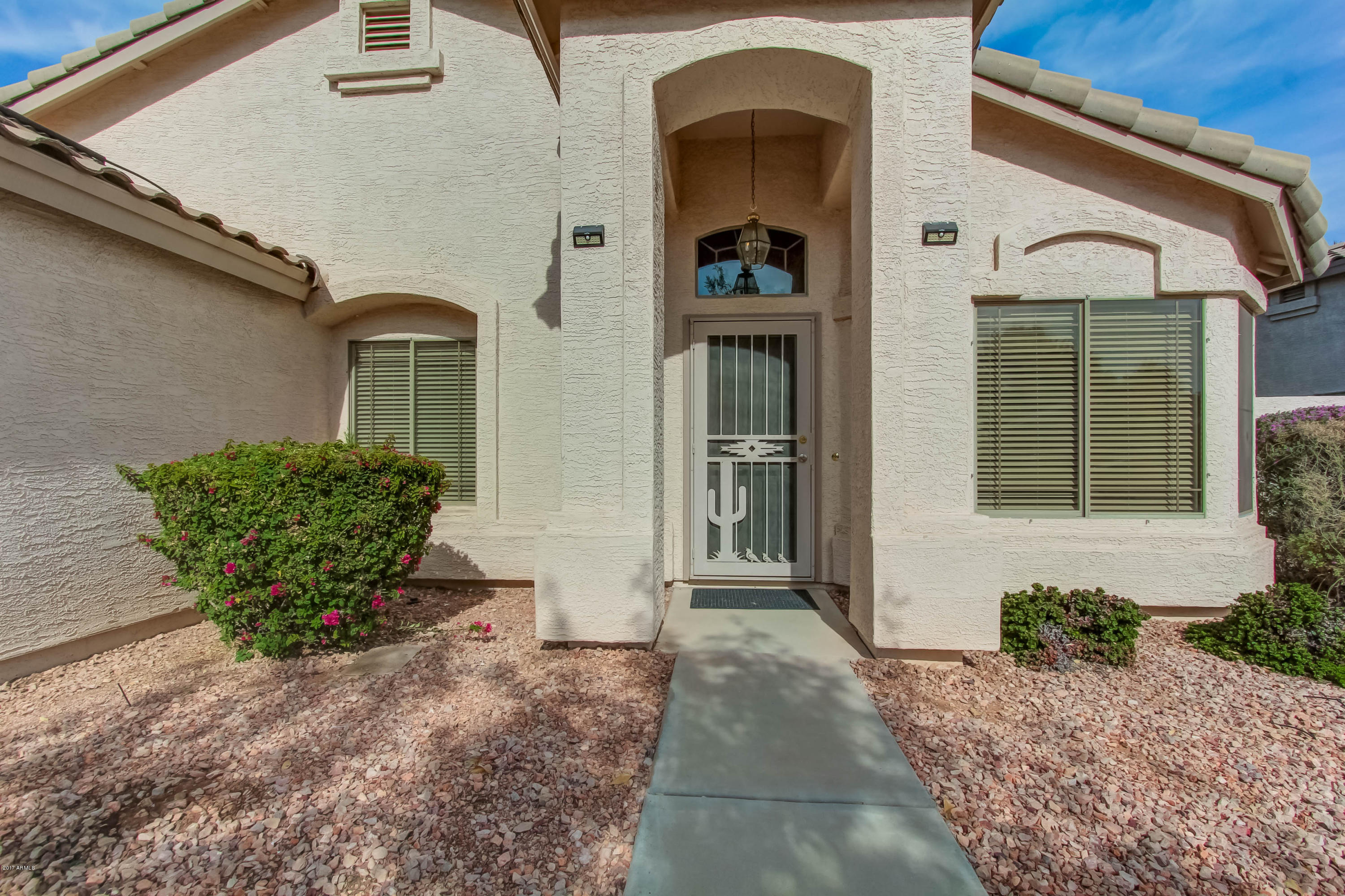 2248 East Stephens Road Gilbert, AZ 85296 - Photo 3 of 25 003_Entry