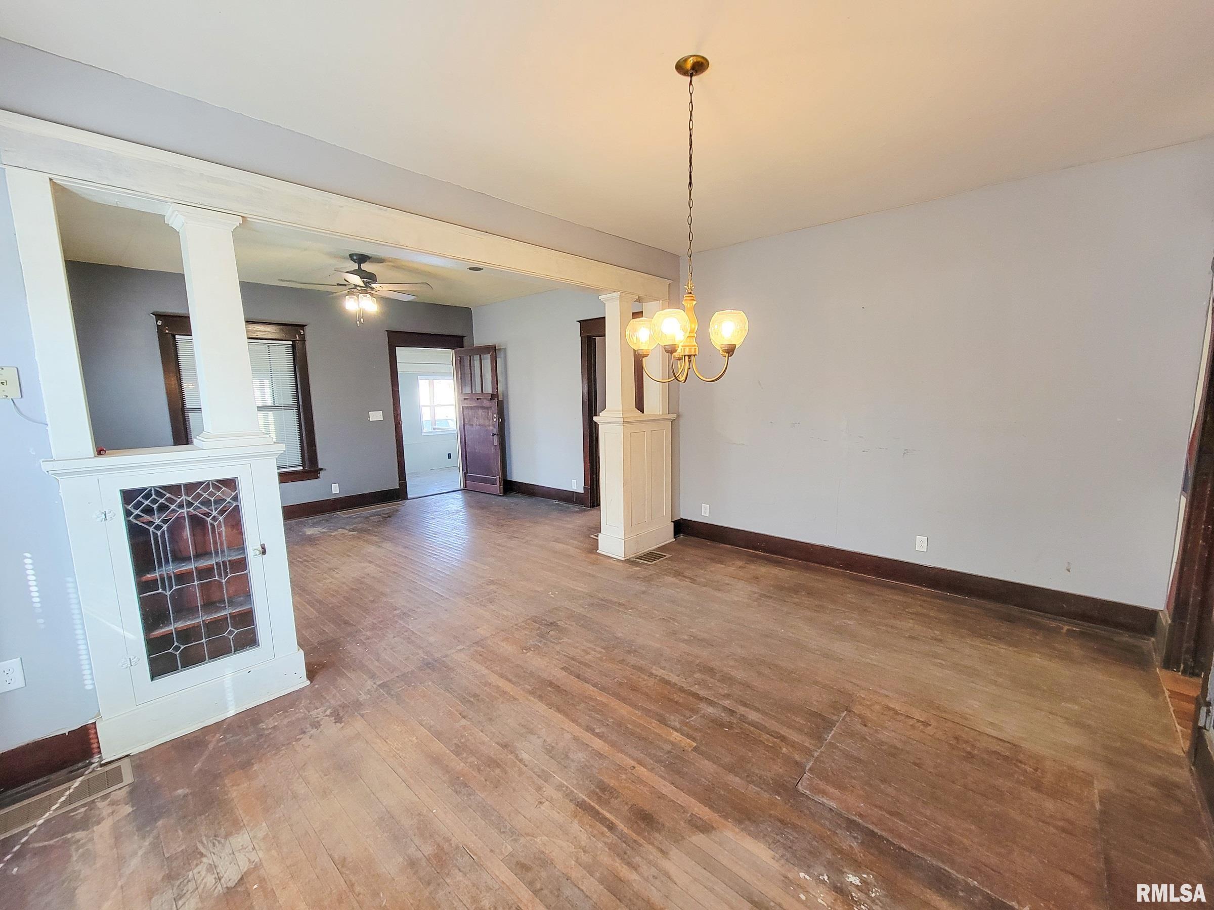 437 South Main Street Flora, IL 62839 - Photo 19 of 96