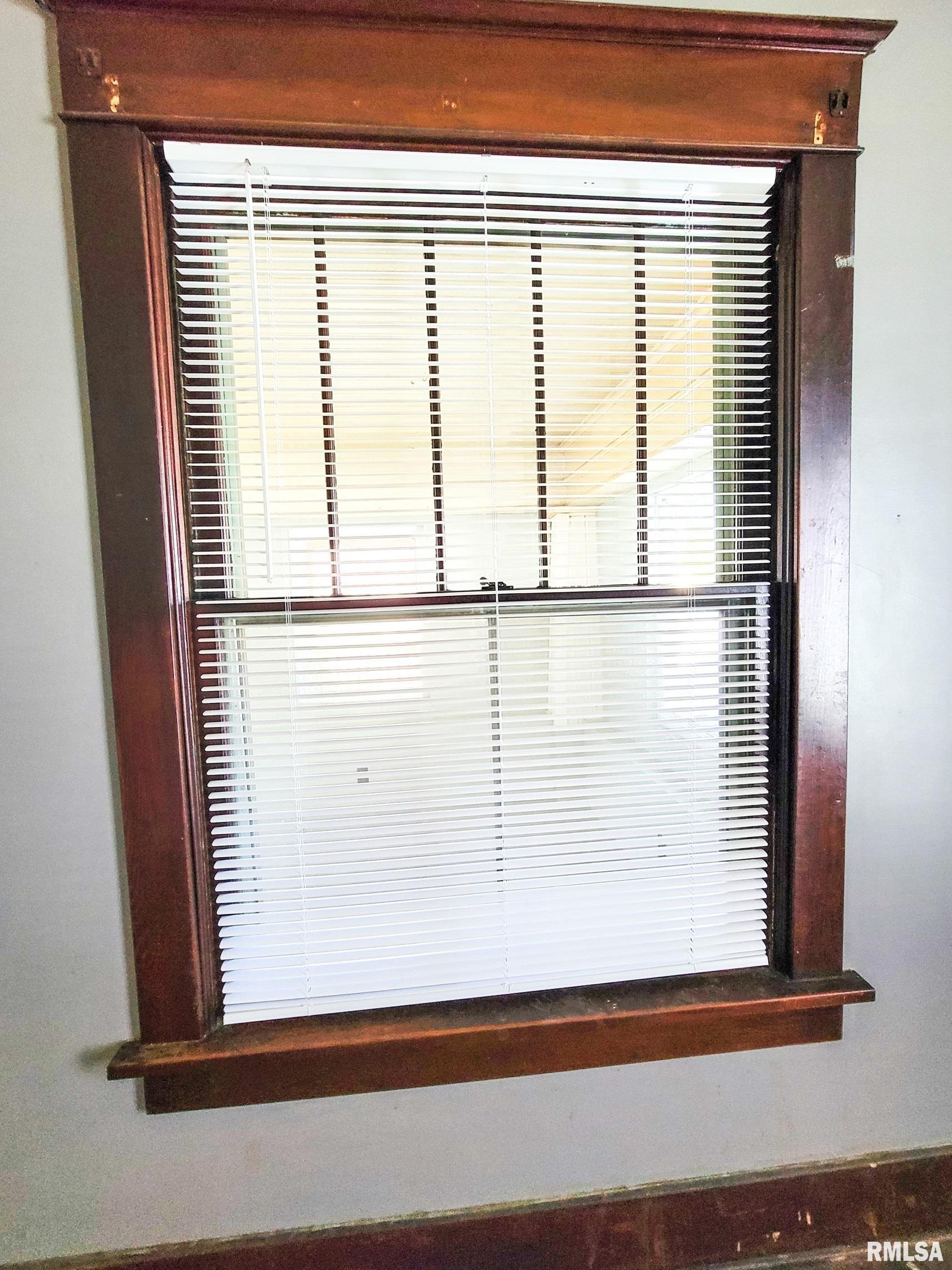 437 South Main Street Flora, IL 62839 - Photo 24 of 96