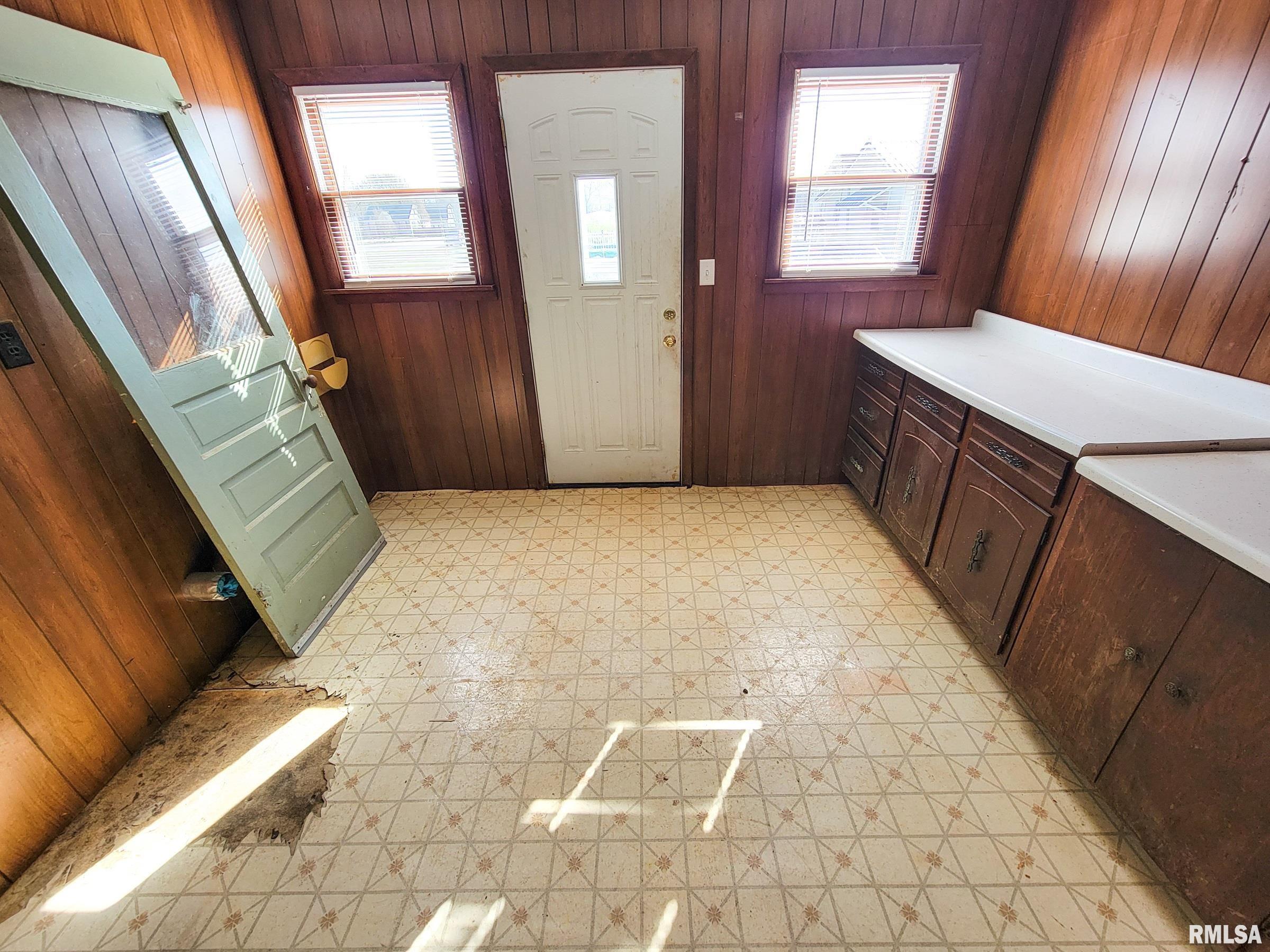 437 South Main Street Flora, IL 62839 - Photo 59 of 96