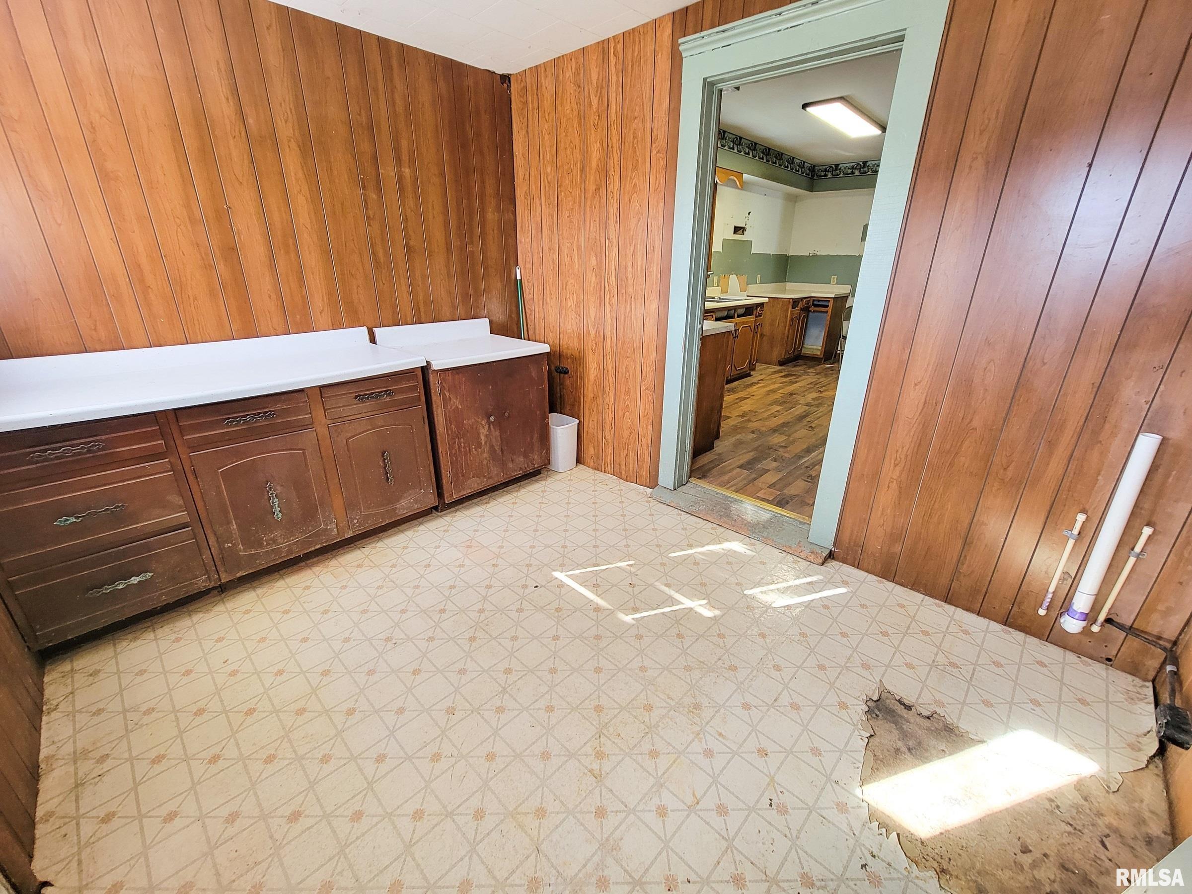 437 South Main Street Flora, IL 62839 - Photo 60 of 96