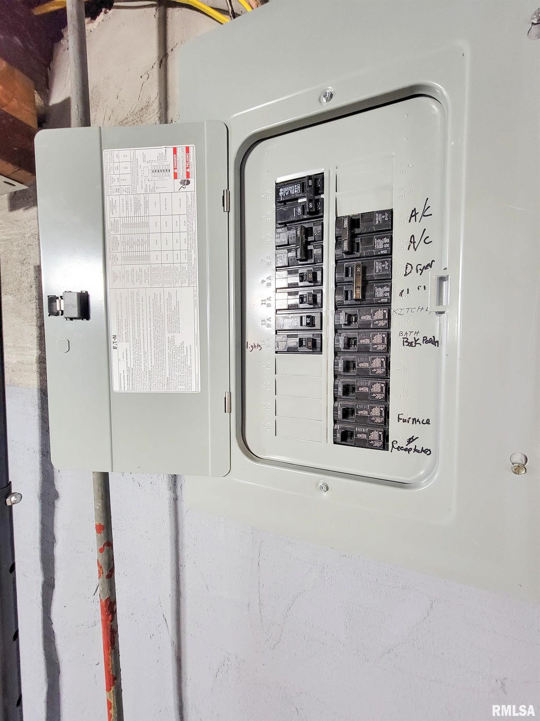 437 South Main Street Flora, IL 62839 - Photo 63 of 96