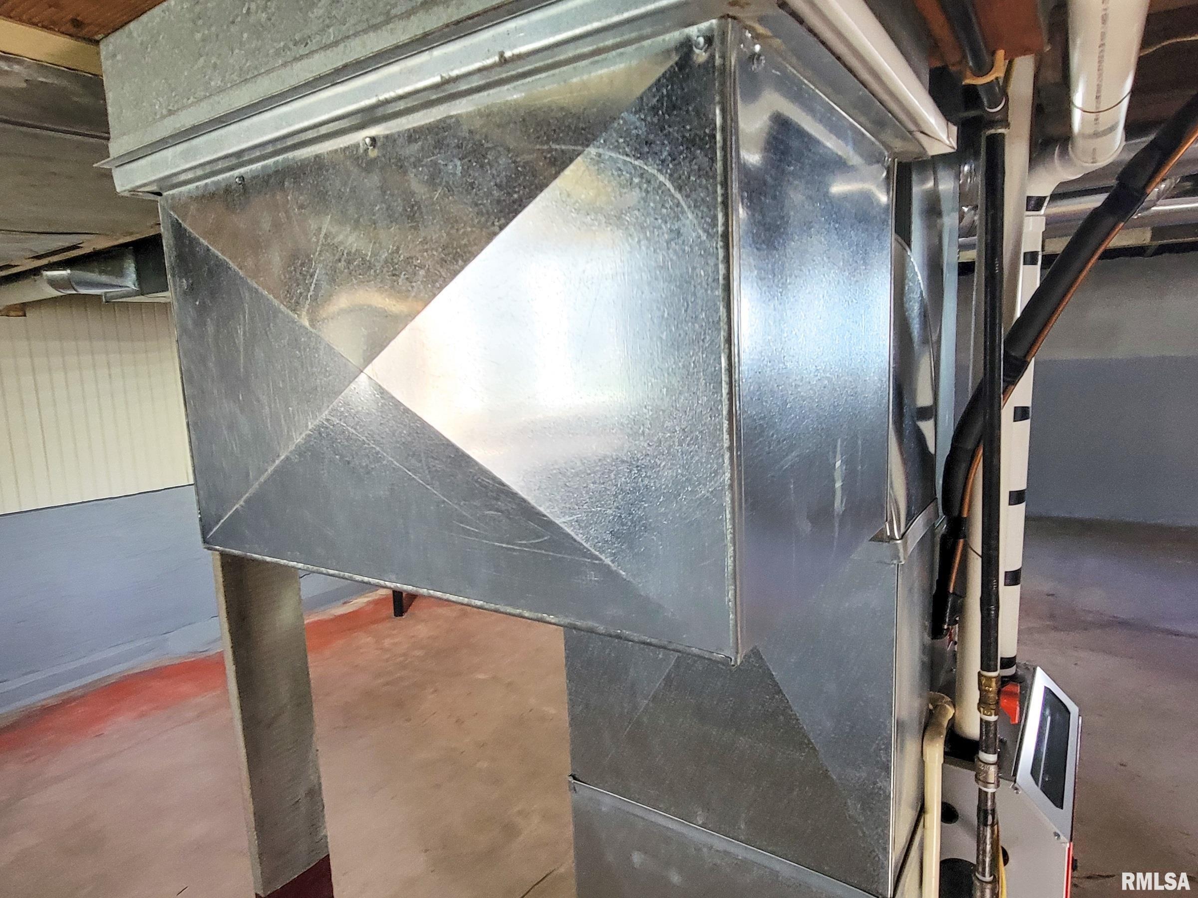 437 South Main Street Flora, IL 62839 - Photo 71 of 96