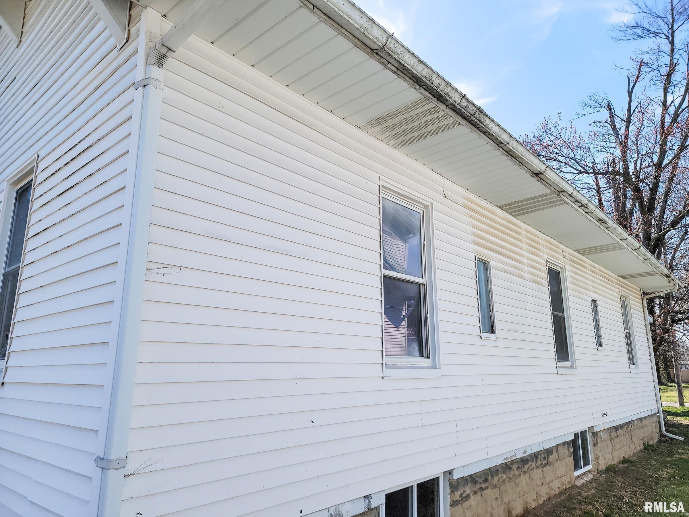 437 South Main Street Flora, IL 62839 - Photo 89 of 96