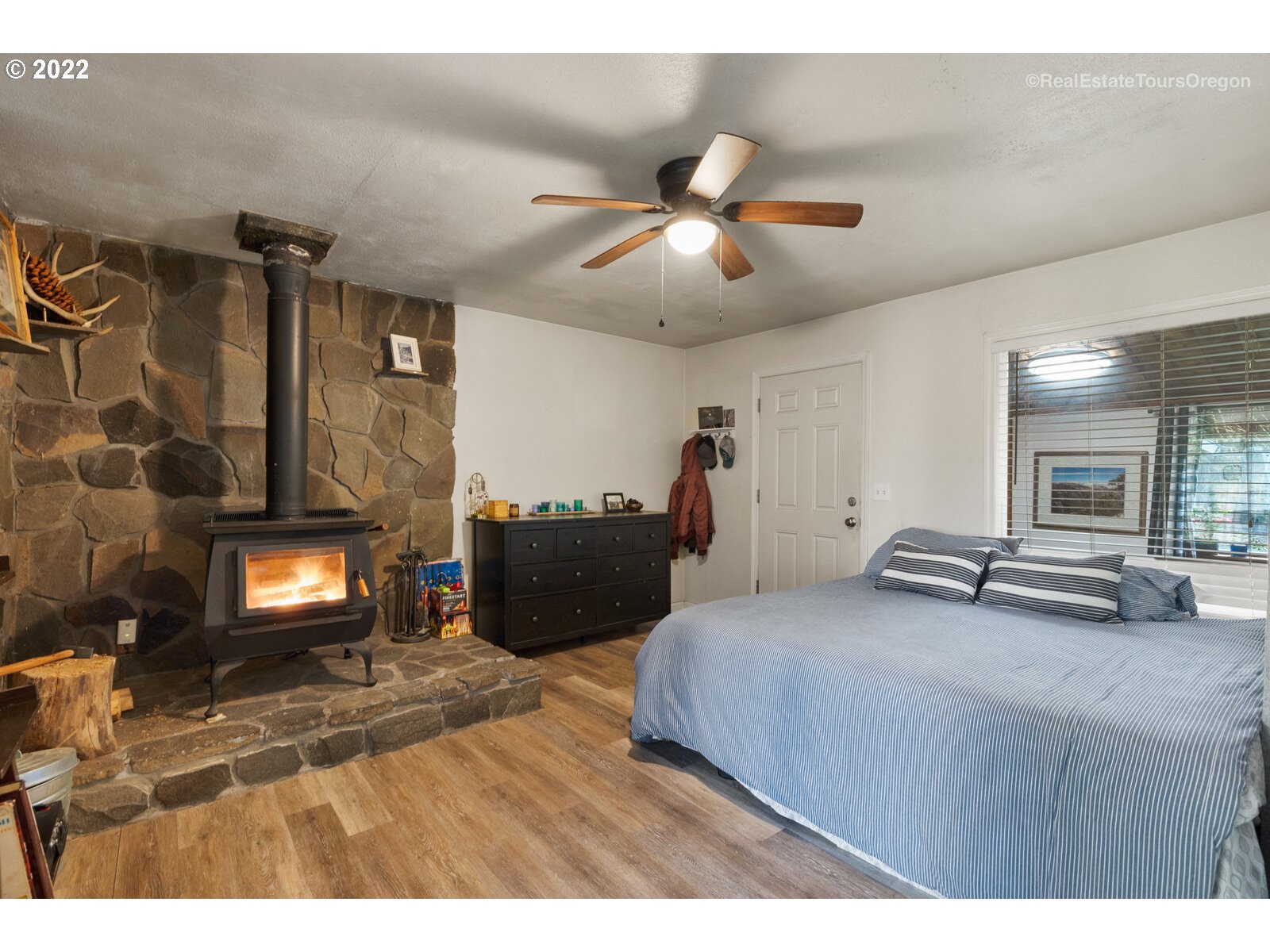 19465 Southeast Summertime Drive Sandy, OR 97055 - Photo 11 of 27 a bedroom with furniture and a mirror