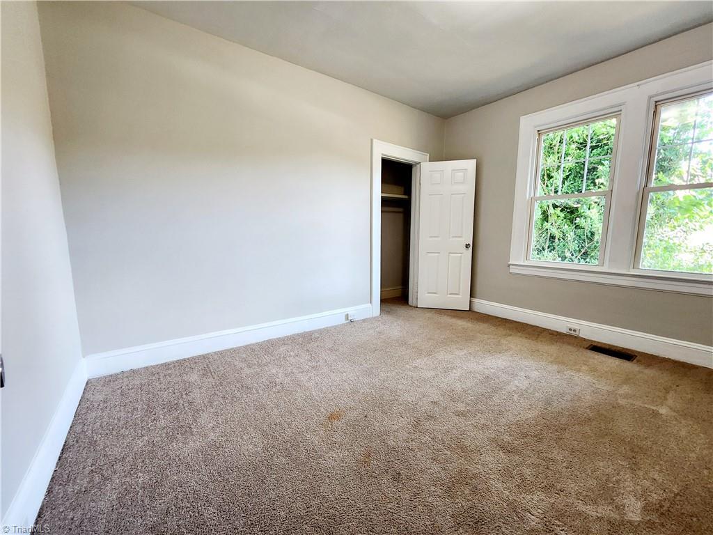 5211 Old Rural Hall Road Winston-Salem, NC 27105 - Photo 16 of 22 3rd bedroom