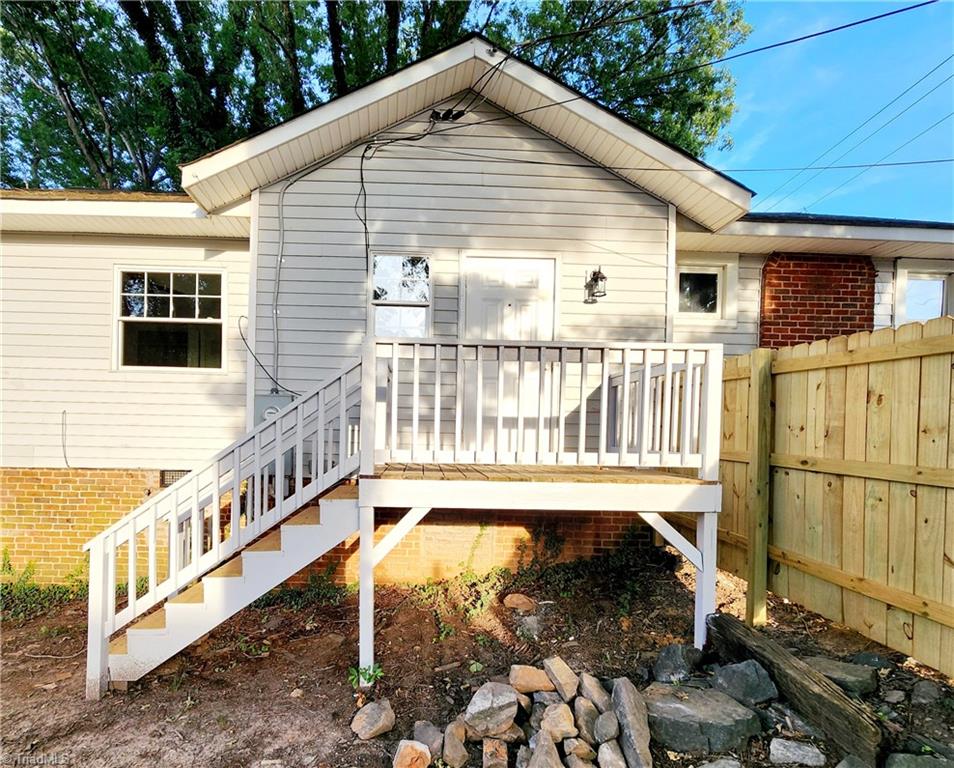 5211 Old Rural Hall Road Winston-Salem, NC 27105 - Photo 20 of 22 side deck