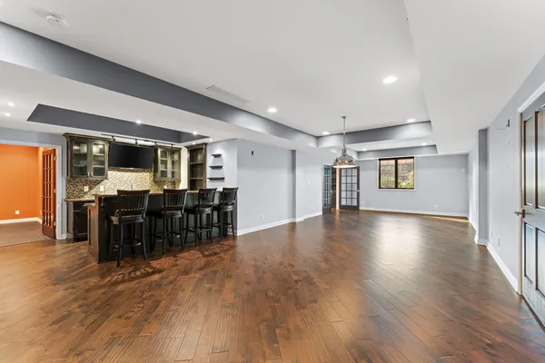 $669,900 | 5708 Fountain View Drive, Wheatfield, IN 46392