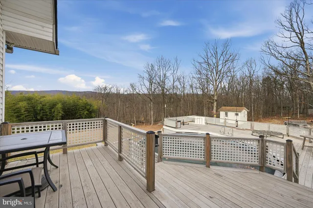 $600,000 | 1901 South Timber Ridge Road, Cross Junction, VA 22625