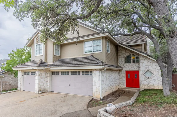$2,650 | 16111 Santa Cathrena, San Antonio, TX 78232