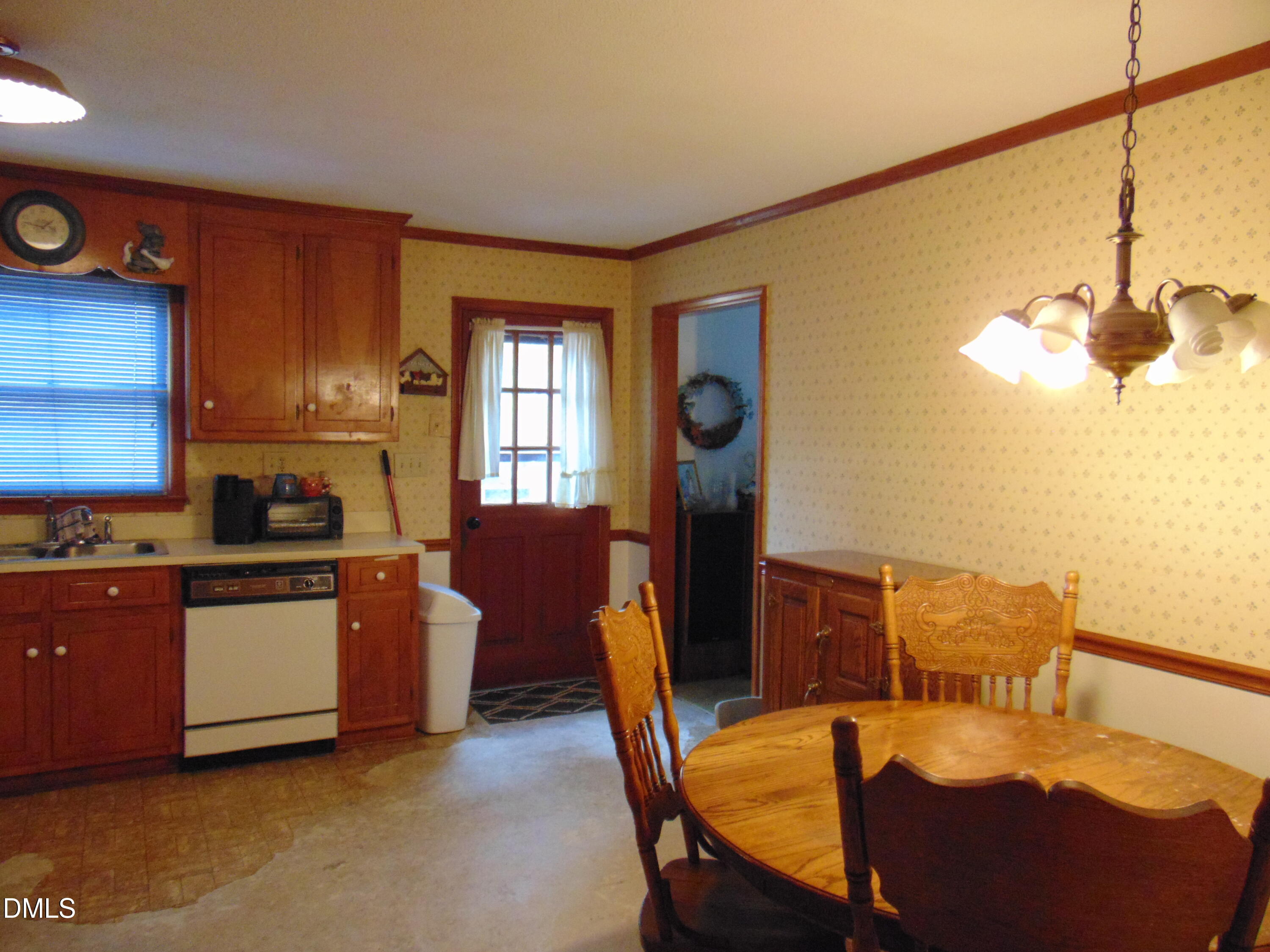 111 East F Street Butner, NC 27509 - Photo 10 of 28 DSC04029