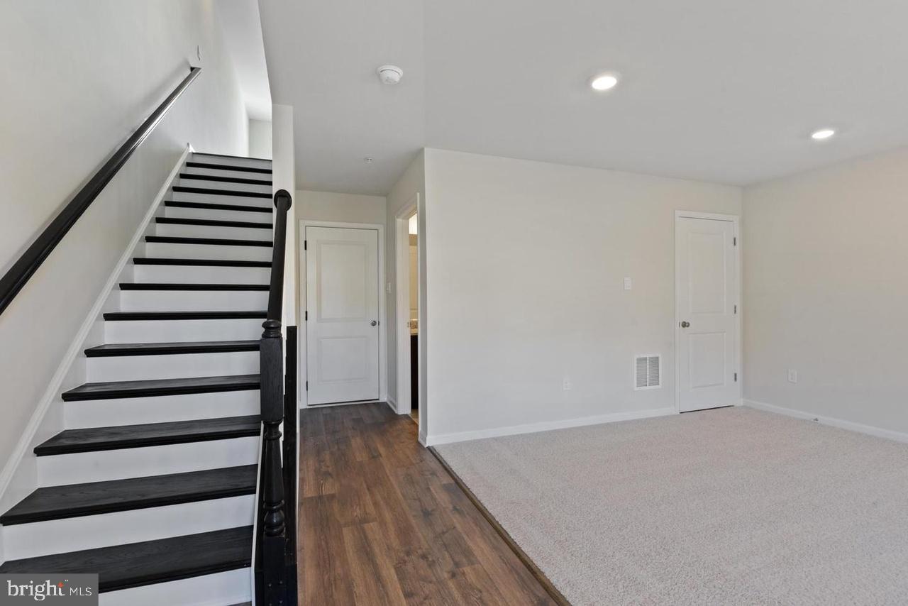 552 Union Street Frederick, MD 21701 - Photo 6 of 58 a view of entryway with wooden floor