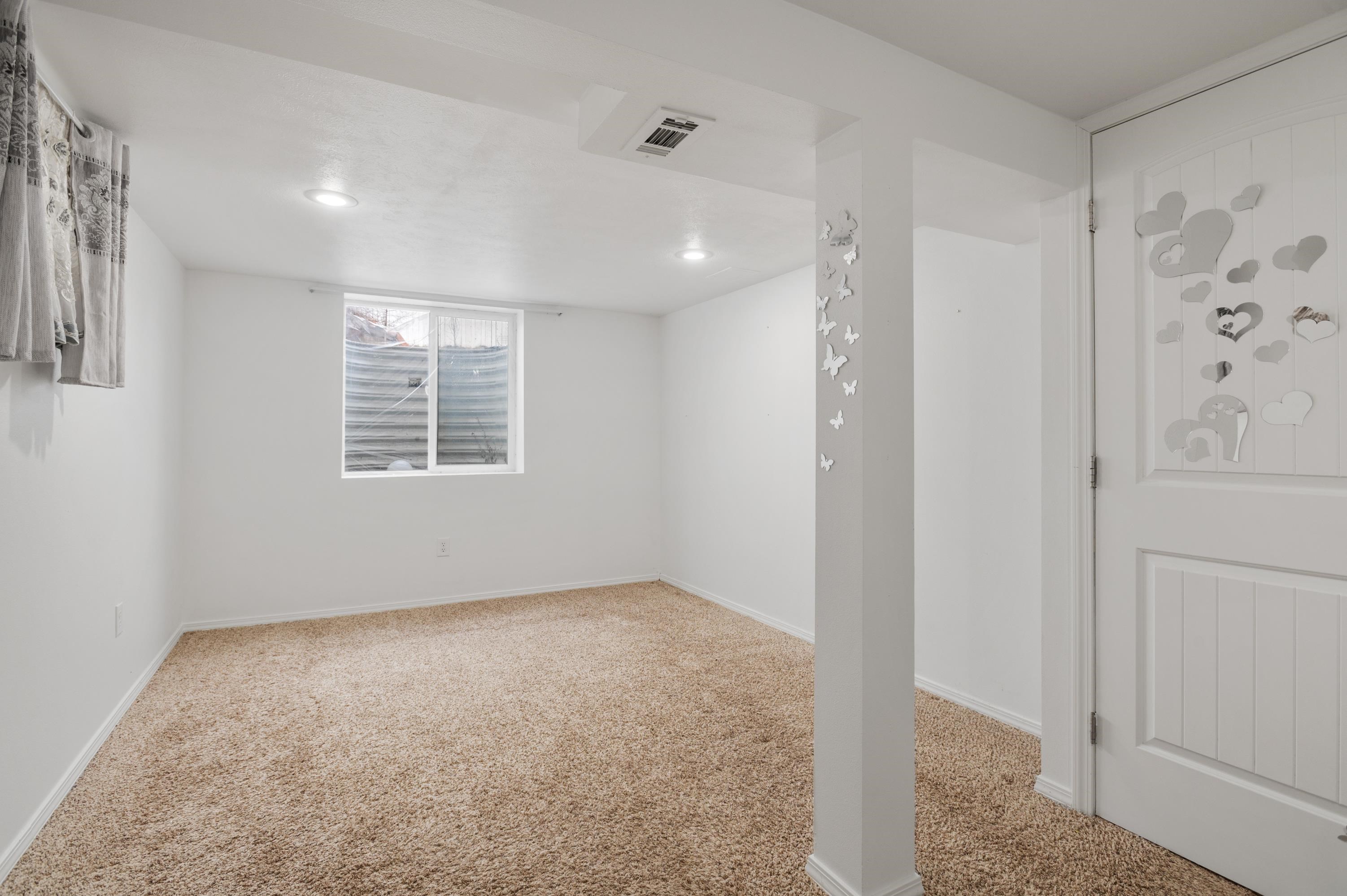 2404 West Houston Avenue Spokane, WA 99208 - Photo 22 of 27