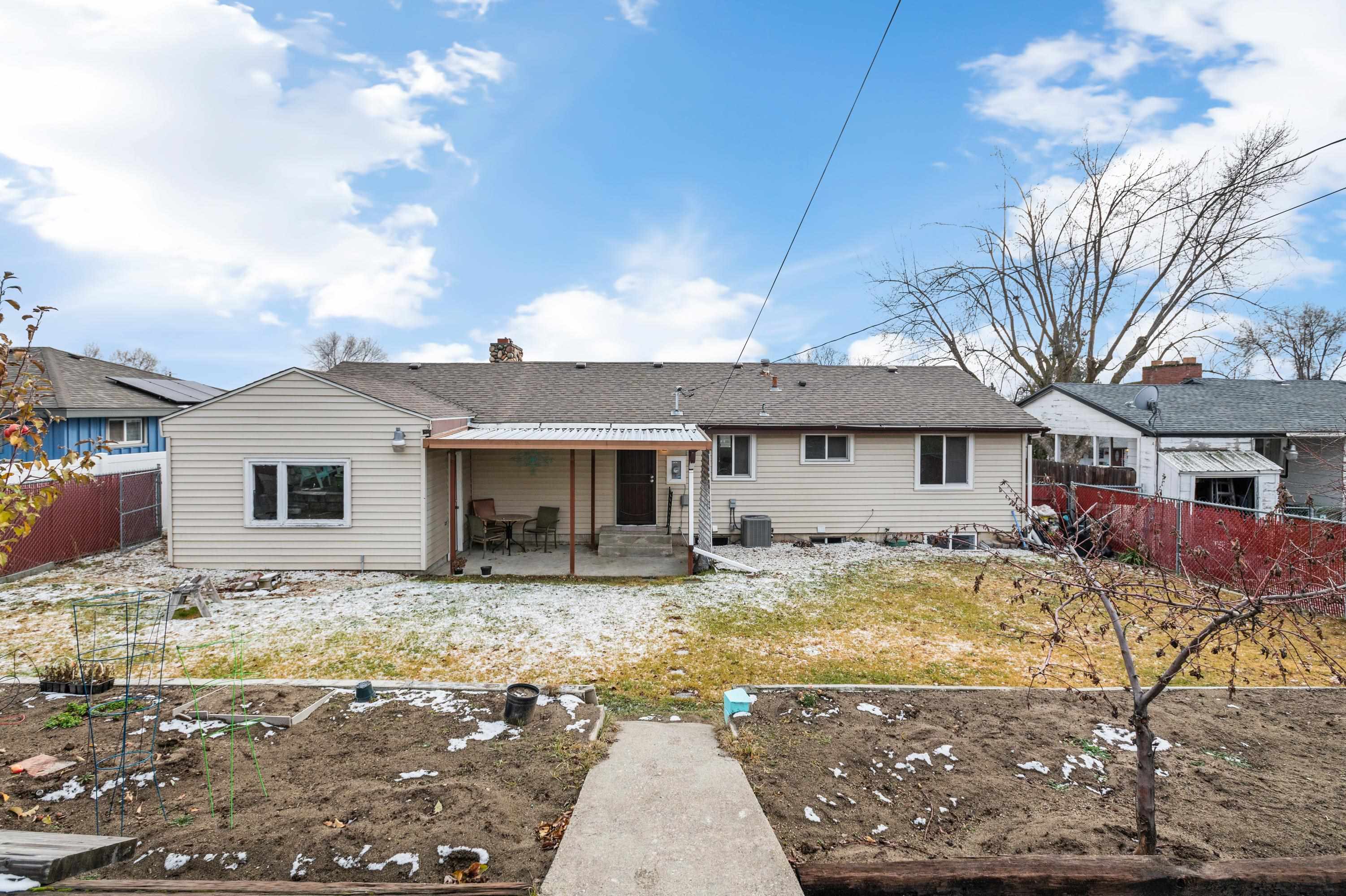 2404 West Houston Avenue Spokane, WA 99208 - Photo 26 of 27