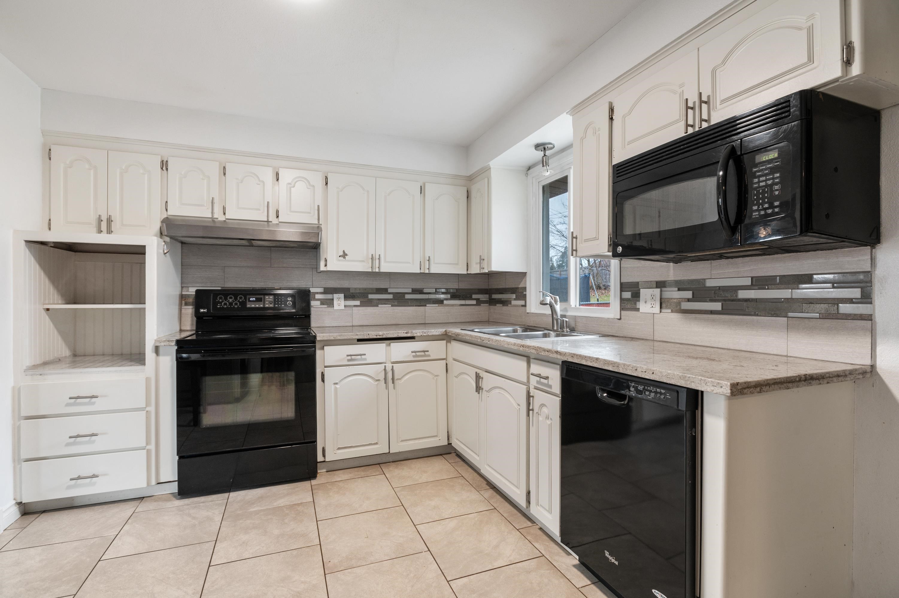 2404 West Houston Avenue Spokane, WA 99208 - Photo 10 of 27