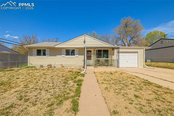 $299,000 | 512 Cottonwood Drive, Colorado Springs, CO 80911