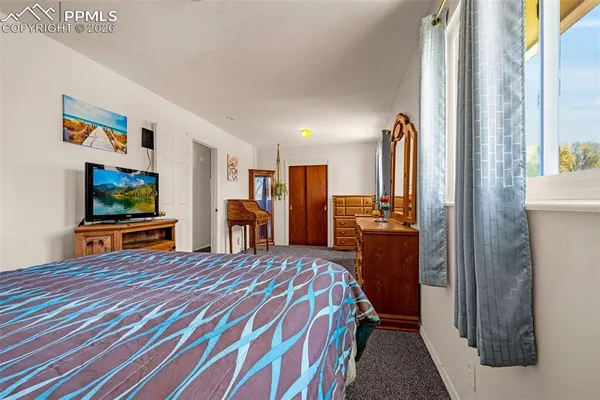 $299,000 | 512 Cottonwood Drive, Colorado Springs, CO 80911