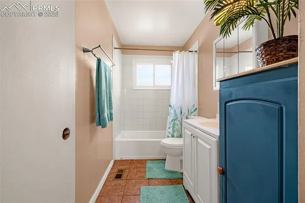 $299,000 | 512 Cottonwood Drive, Colorado Springs, CO 80911