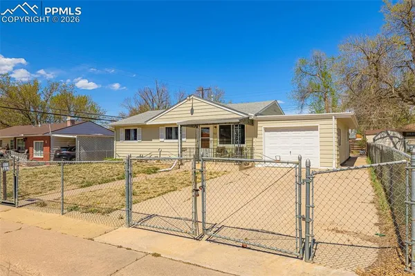 $299,000 | 512 Cottonwood Drive, Colorado Springs, CO 80911