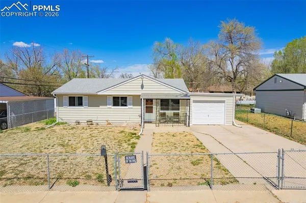 $299,000 | 512 Cottonwood Drive, Colorado Springs, CO 80911