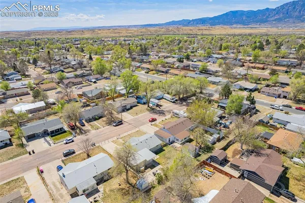 $299,000 | 512 Cottonwood Drive, Colorado Springs, CO 80911