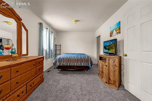$299,000 | 512 Cottonwood Drive, Colorado Springs, CO 80911