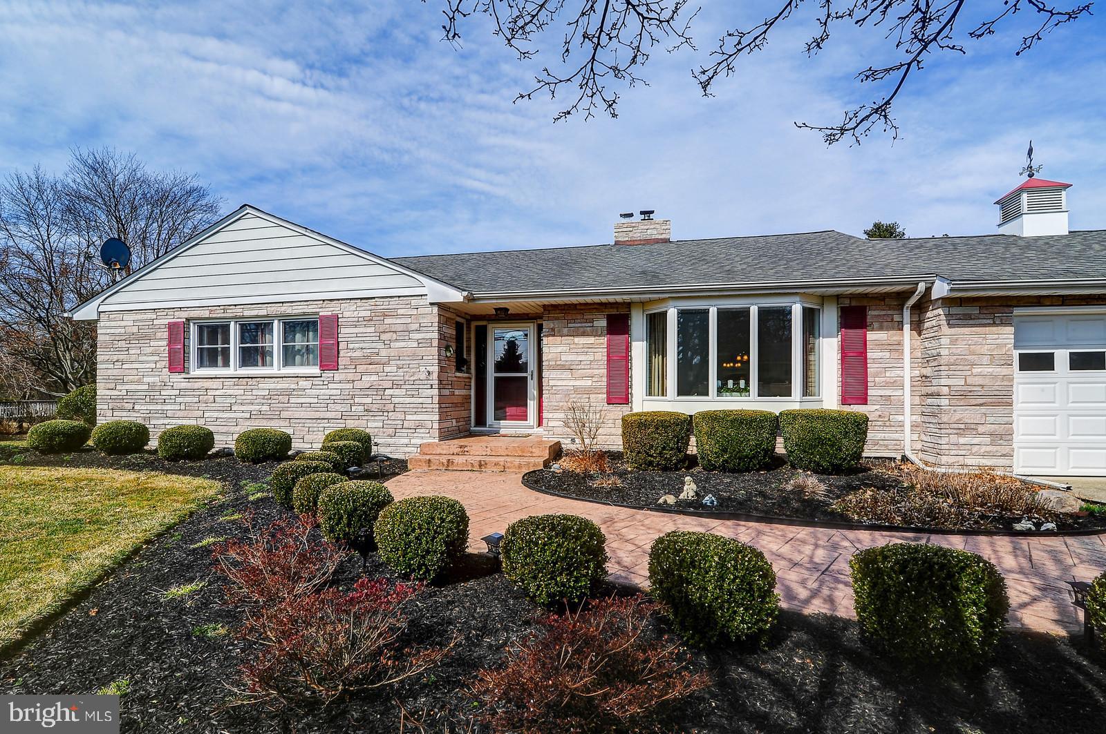 61 Federal City Road Ewing, NJ 08638 - Photo 3 of 33 Exterior - Front