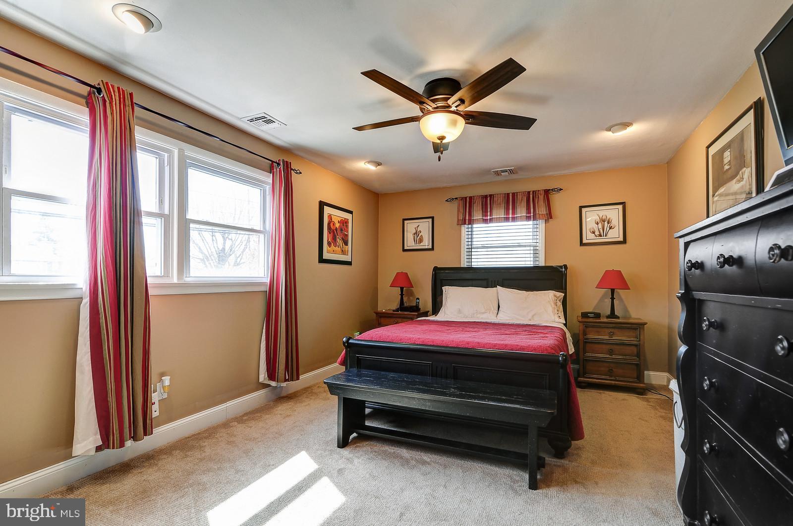 61 Federal City Road Ewing, NJ 08638 - Photo 21 of 33 Master Bedroom