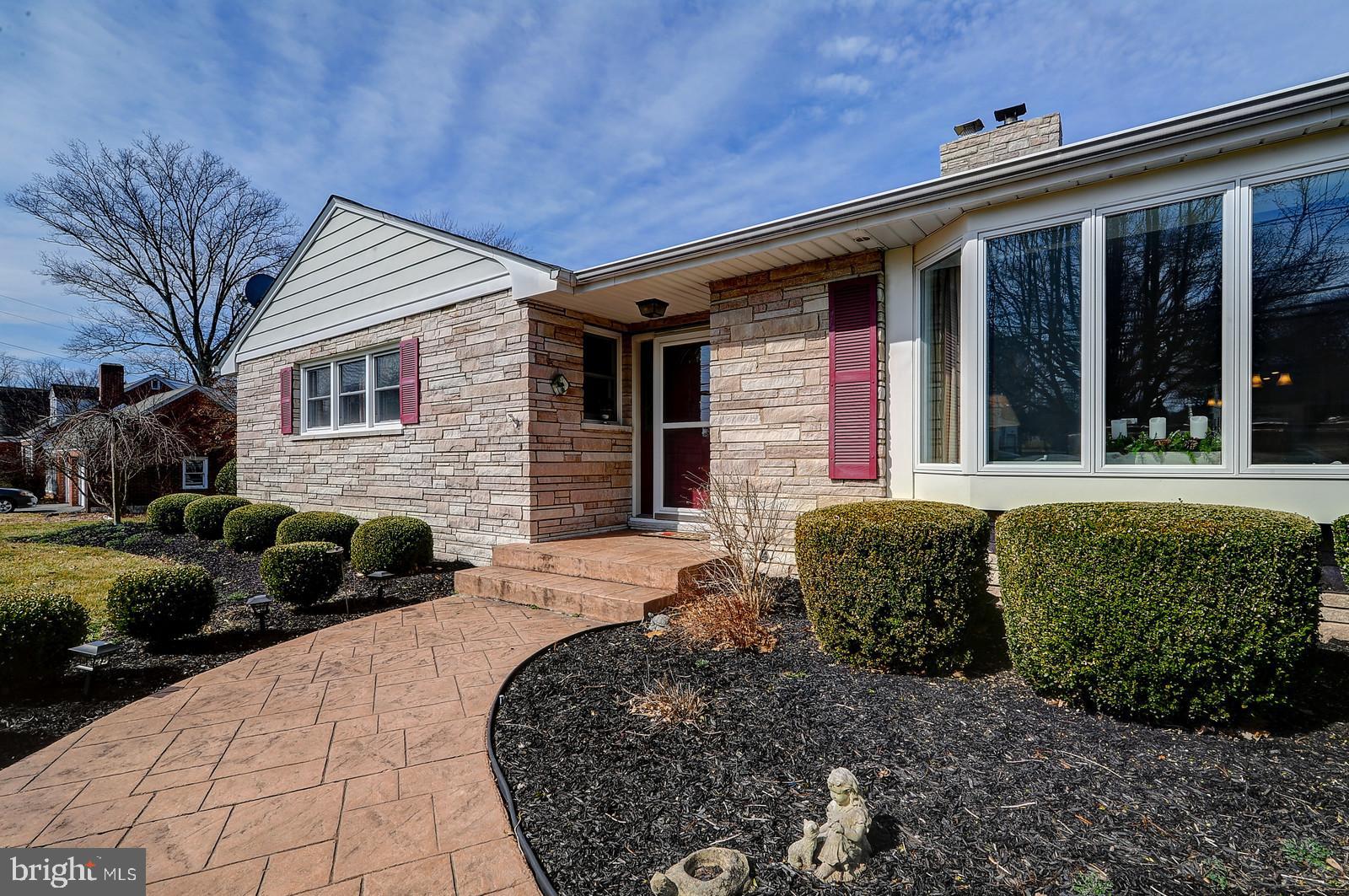 61 Federal City Road Ewing, NJ 08638 - Photo 4 of 33 Exterior - Front