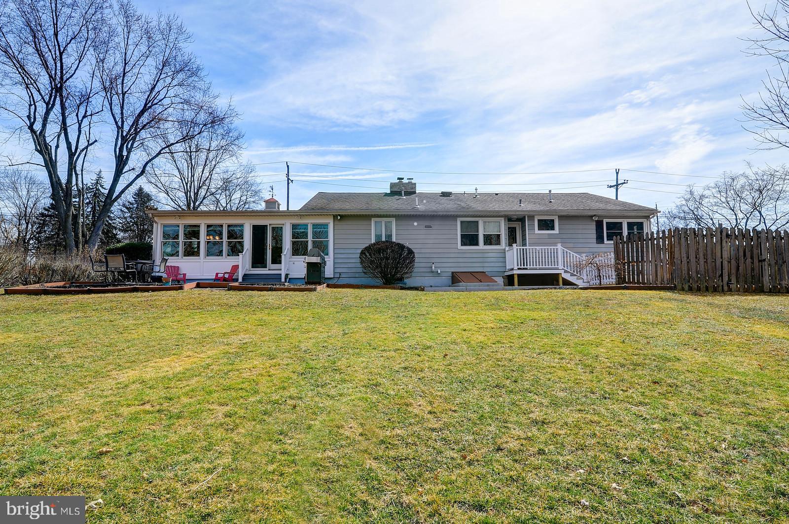 61 Federal City Road Ewing, NJ 08638 - Photo 31 of 33 Exterior - Backyard