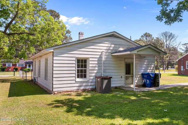 $84,900 | 2005 Tower Hill Road, Kinston, NC 28501