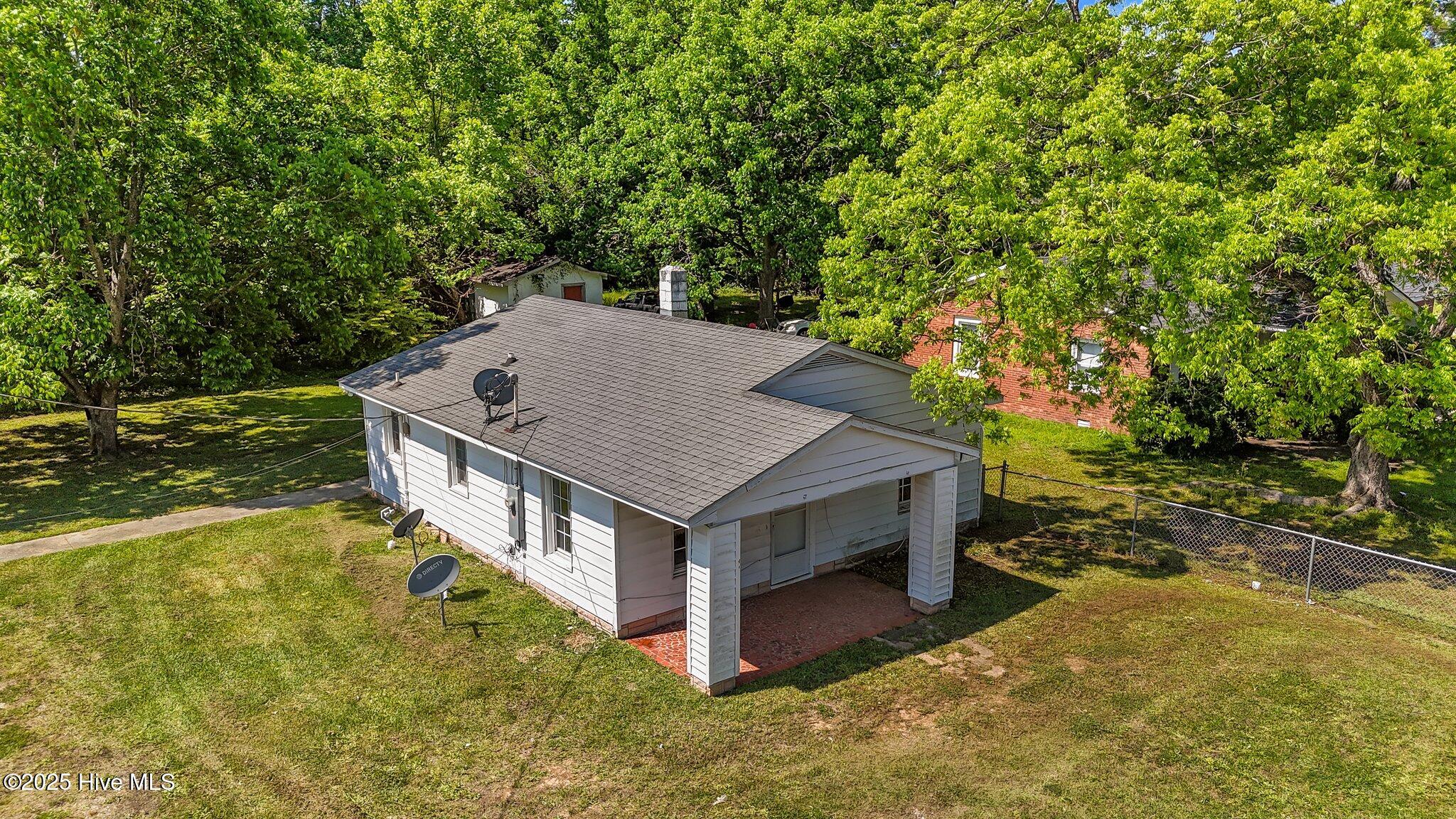 2005 Tower Hill Road Kinston, NC 28501 - Photo 35 of 44 14-web-or-mls-DJI_20250506111043_0708_D