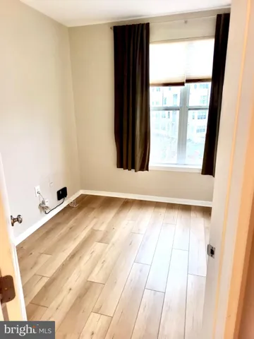 $2,950 | 1641 International Drive, Unit 418, McLean, VA 22102