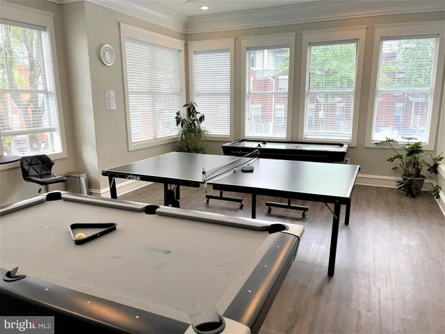 $2,950 | 1641 International Drive, Unit 418, McLean, VA 22102